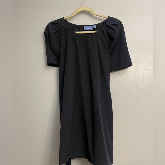 SIMPLY VERA TOP - Picture 2 of 16